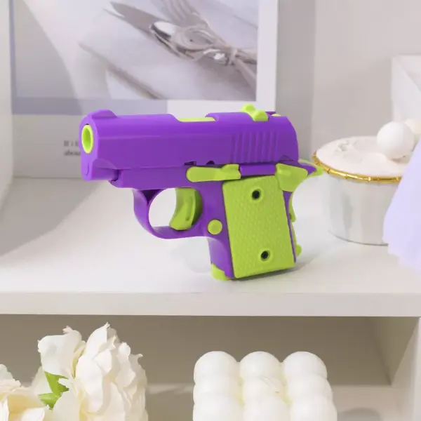 100033-979ea1.webp Mini Toy Gun with Luminous Transparent Shell