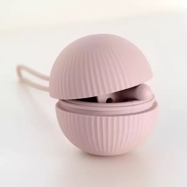 100153-b1bd7e.webp Baby Pacifier Holder & Soother Storage Box - BPA Free Soft Silicone, Portable, Teat Attachment