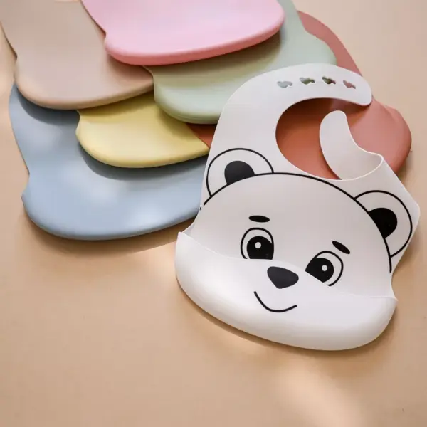 Adjustable Silicone Baby Bib with Crumb Catcher and Cute Bear Design