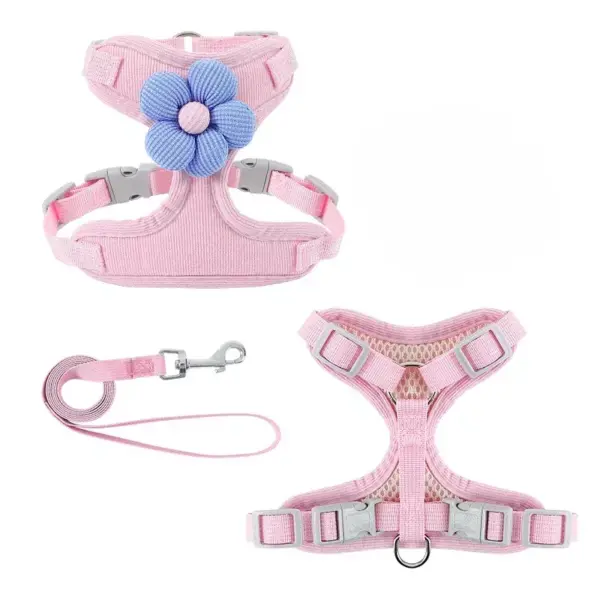100590-fcfc6c.webp Flower Design Pet Harness & Leash Set - Double Buckle Dog & Cat Leash Kit