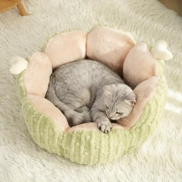 101145-9bfebe.webp Fluffy Cat & Puppy Bed - Plush Winter Pet House & Cushion