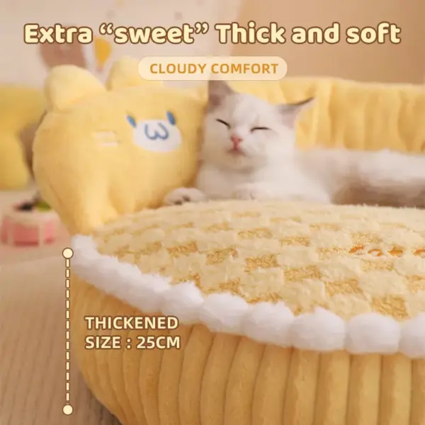 101154-c01647.webp Warm and Cozy Donut Cat Bed for All-Season Comfort