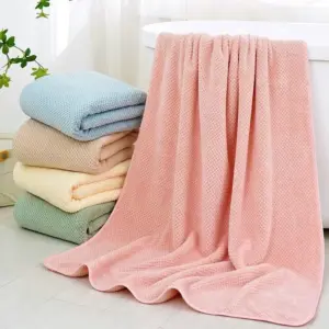 102362-4490f8.webp Luxurious Quick-Dry Coral Fleece Bath Towel