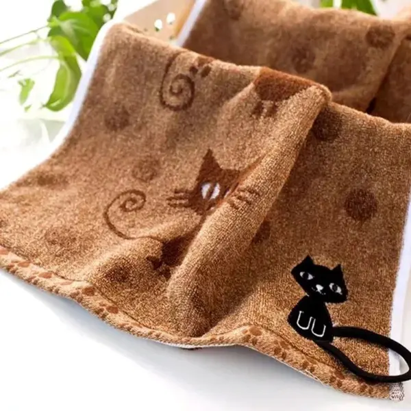 102718-d34aa7.webp Charming Cartoon Cat Embroidered Cotton Face Towel
