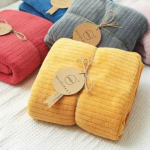 102722-9c8fab.webp Luxurious Coral Fleece Bath Towel
