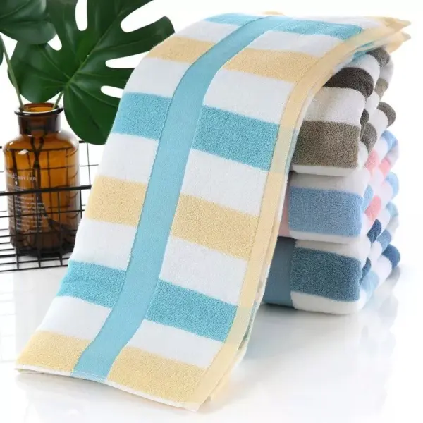 102724-6fae83.webp Premium Turkish Cotton Luxury Spa & Beach Bath Towel