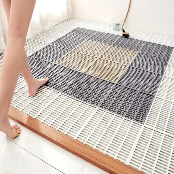 103147-5fb3b4.webp Modern Non-slip Splicing Bath Mat