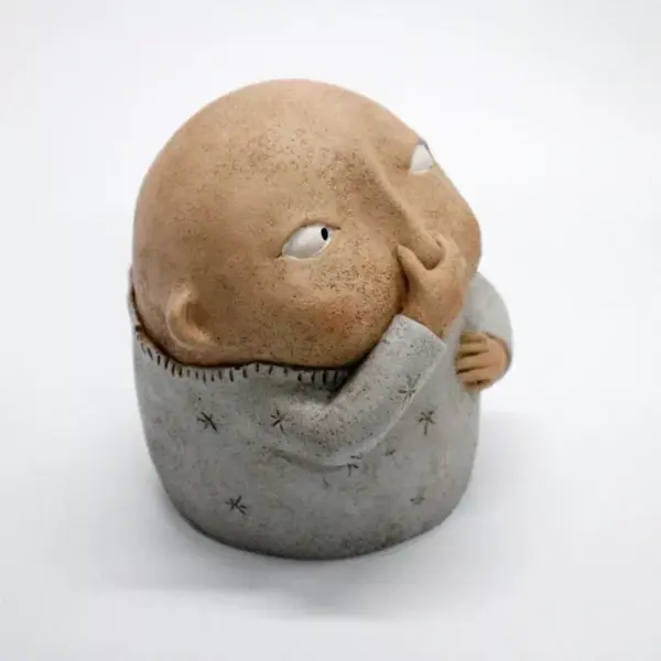 103197-ab00a2.webp Charming Resin Boy Nose-Plugging Sculpture