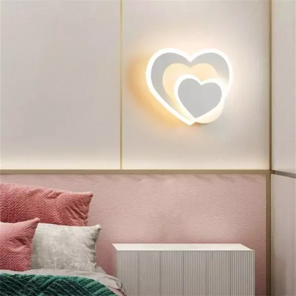 103501-22cc02.webp Modern Nordic LED Heart-Shaped Wall Lamp for Cozy Illumination