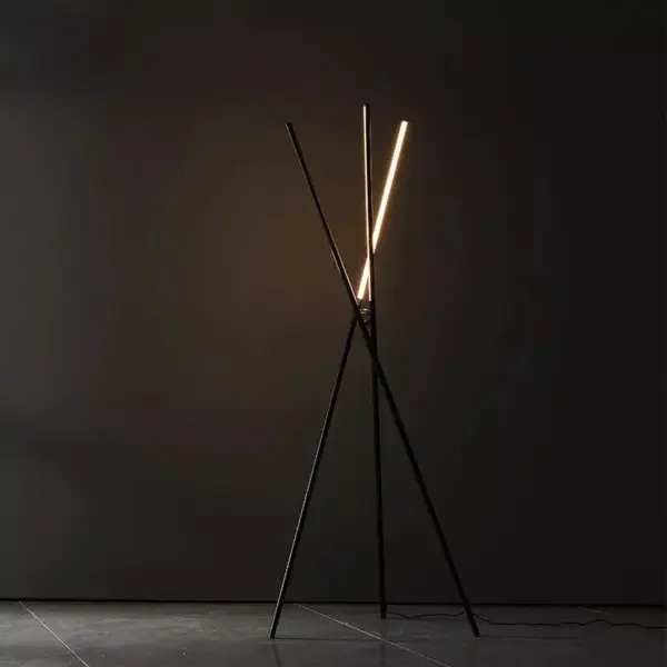 103553-c1fc61.webp Modern Nordic LED Floor Lamp – Minimalist Aluminum 3-Prong Design for Elegant Home Lighting