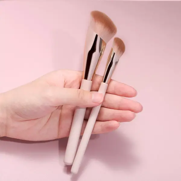 96150-9dd8df.webp Professional Liquid Foundation and Concealer Makeup Brush Set