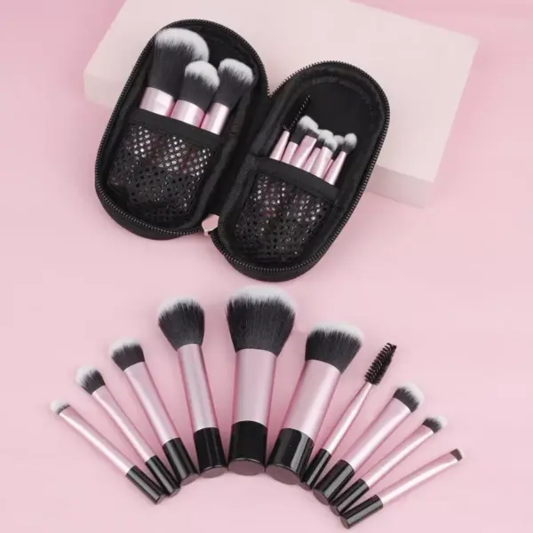96157-29f79c.webp 10Pcs Mini Travel Makeup Brush Set