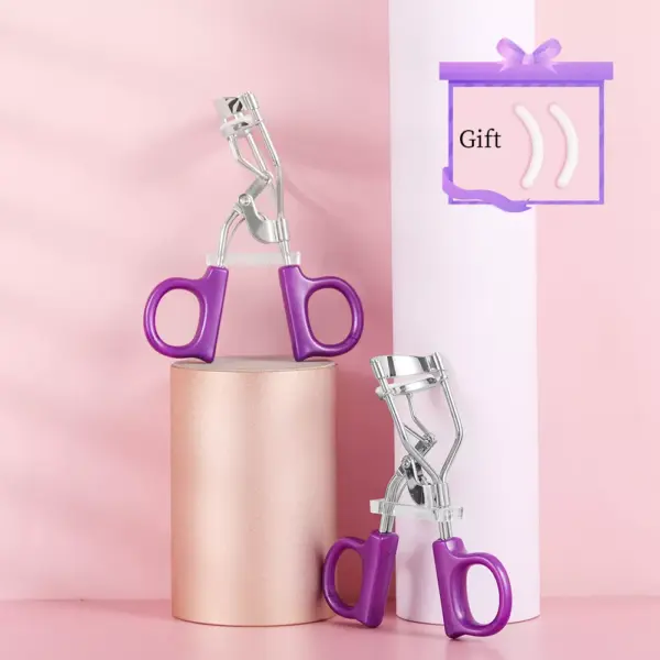 96195-8f3deb.webp Perfect Curl Eyelash Curler with Comb for Natural Look