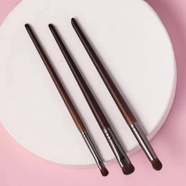 96219-e77be3.webp High-Quality Goat Hair Tapered Blending Makeup Brushes