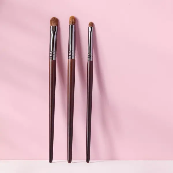 96219-fff476.webp High-Quality Goat Hair Tapered Blending Makeup Brushes