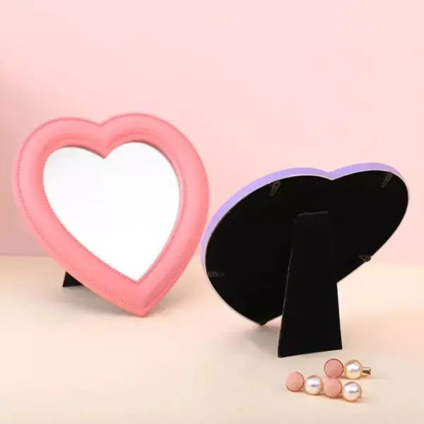 96458-1bcb21.webp Heart-Shaped Decorative Wall & Desk Mirror for Home Decor