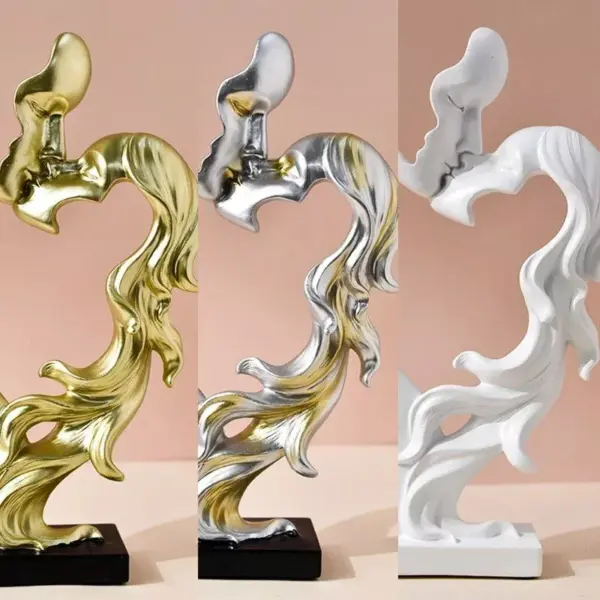 96489-8e38cb.webp Abstract Couple Kissing Figurine