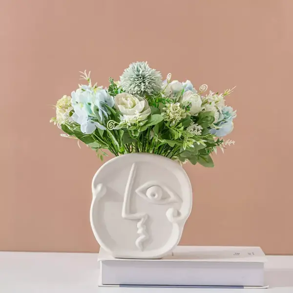 96492-f06580.webp Creative Nordic Ceramic Face Vase