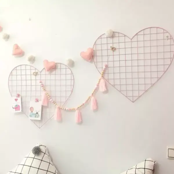 96512-a841e8.webp Heart-Shaped Wall Photo Grid Panel for Home Decor
