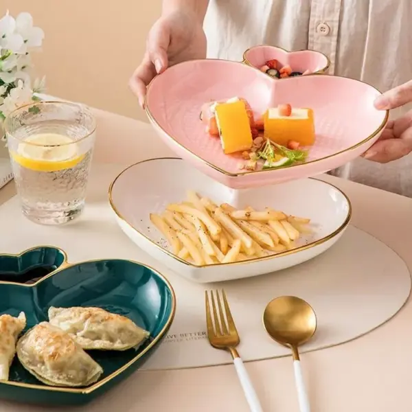 96806-805b59.webp Heart-Shaped Ceramic Plate for Western Cuisine & Desserts