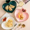 96806-fccc25.webp Heart-Shaped Ceramic Plate for Western Cuisine & Desserts