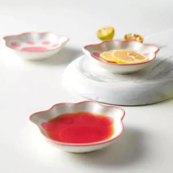 96807-bb7a0f.webp Cute Cat's Paw Ceramic Dessert Plate