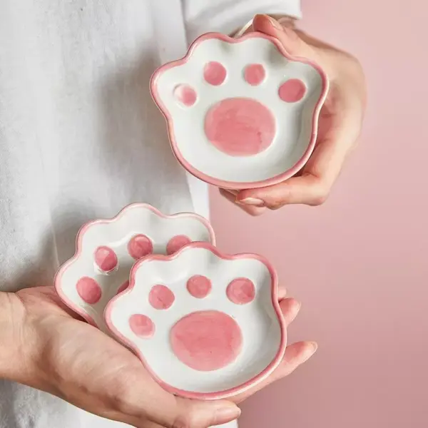 96807-f5d6e2.webp Cute Cat's Paw Ceramic Dessert Plate