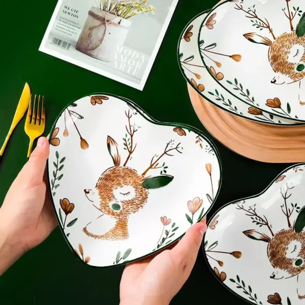 96869-34d336.webp Charming Heart-Shaped Ceramic Plate for Romantic Dining & Dessert Presentation