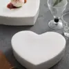 96904-36ce1a.webp Heart-Shaped Ceramic Dining Plate