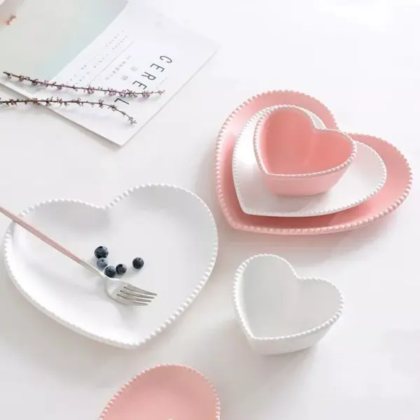 96918-72556b.webp Heart-Shaped Ceramic Tableware Set