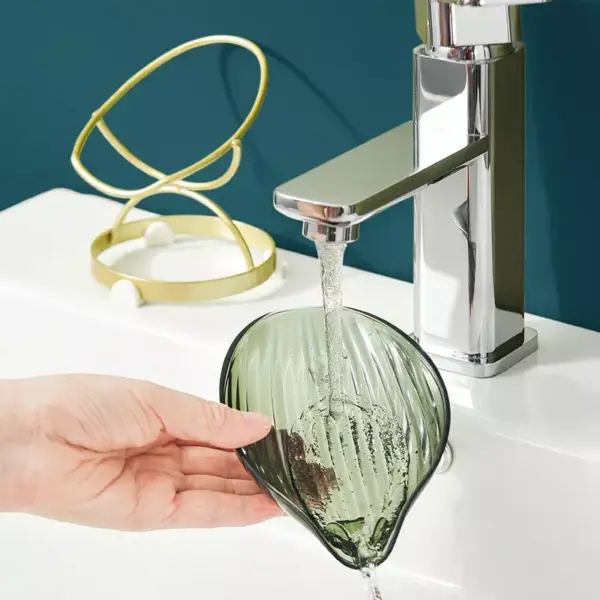 97914-2956a6.webp Elegant Leaf-Shaped Soap Dish Holder