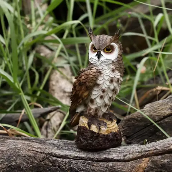 98495-8ea00a.webp Resin Owl Sculpture