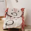 98543-2f5072.webp Bear Design Knitted Blanket