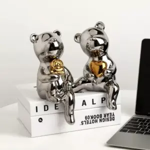 Light Luxury Ceramic Bear Ornament