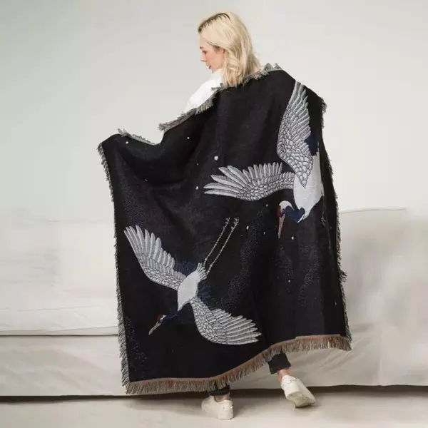 107055-80c3a0.webp Elegant Black Crane & Floral Japanese Knitted Cotton Blanket