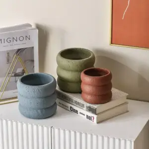 107512-b98017.webp Minimalist Nordic Cement Flowerpot